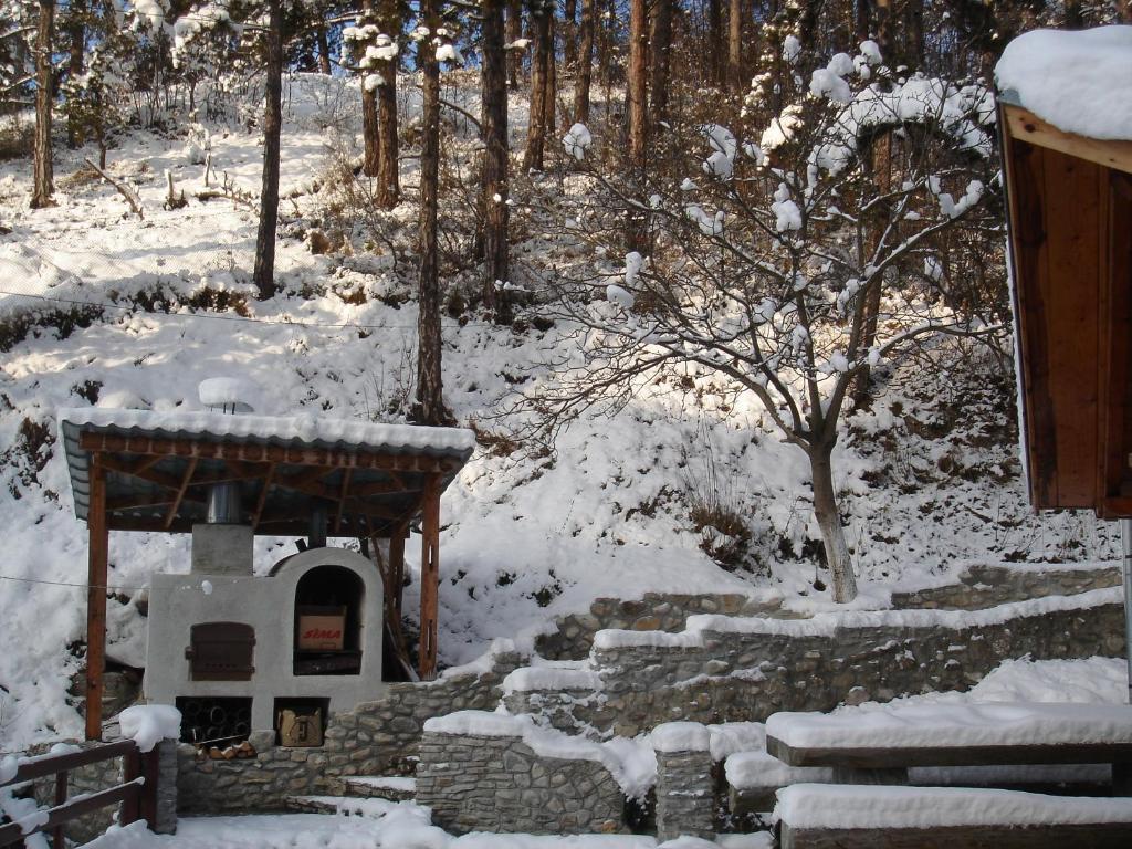 Rem'S Pension Risnov Exterior photo